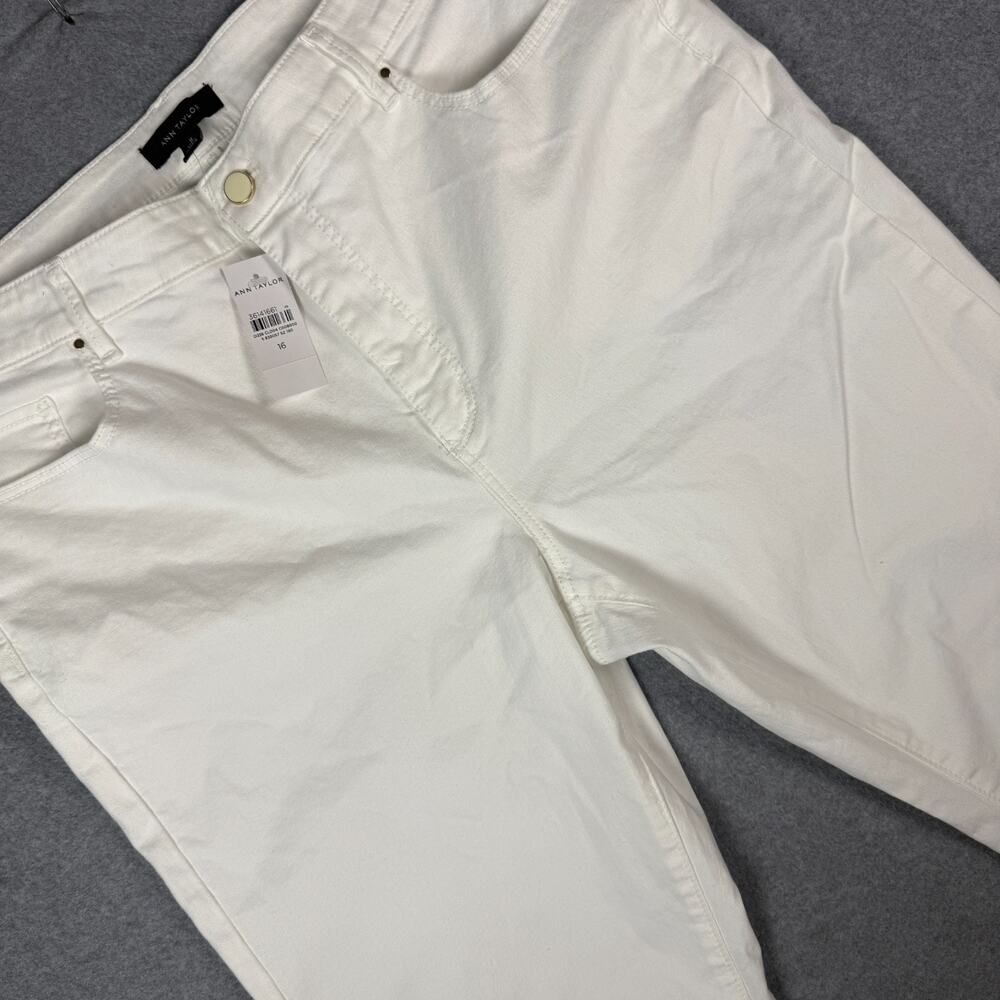 Ann Taylor NWT White The Boot Jeans Womens 16 Curvy Mid Rise Bootcut Stretch